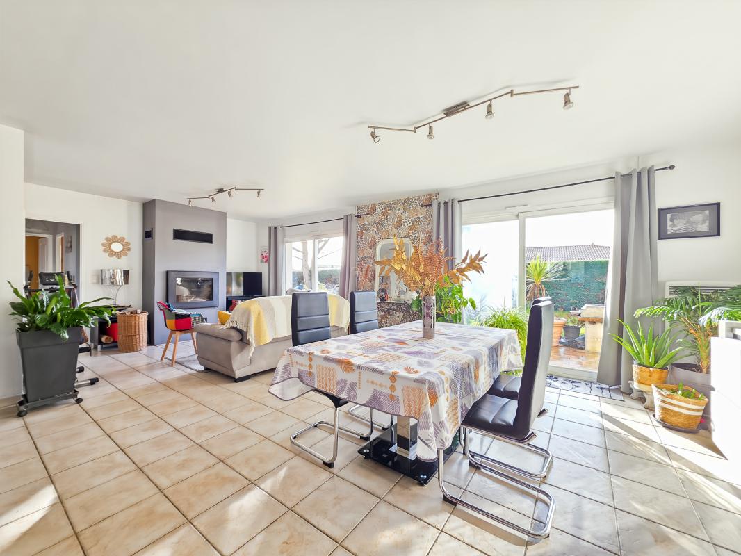 Maison de ville 4 Pièce(s) Roquefort