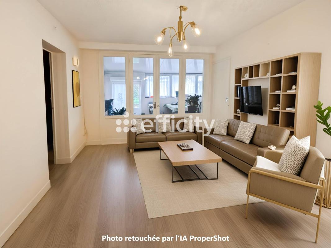 Maison 5 Pièce(s) Saintes