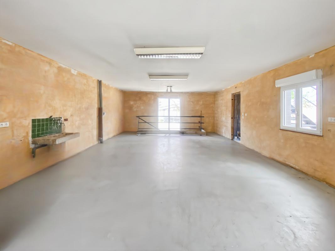 Locaux/biens immobiliers 6 Pièce(s) Marseille 13eme Arrondissement