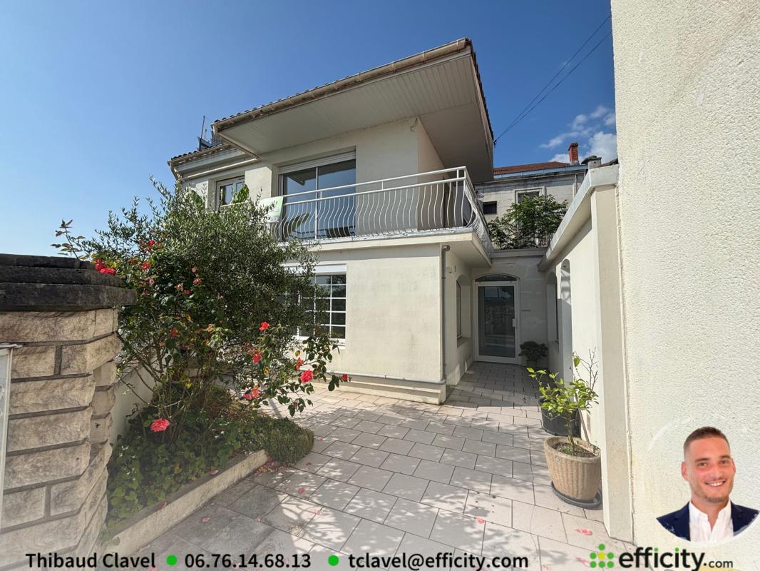 Immeuble 8 Pièce(s) Angoulême