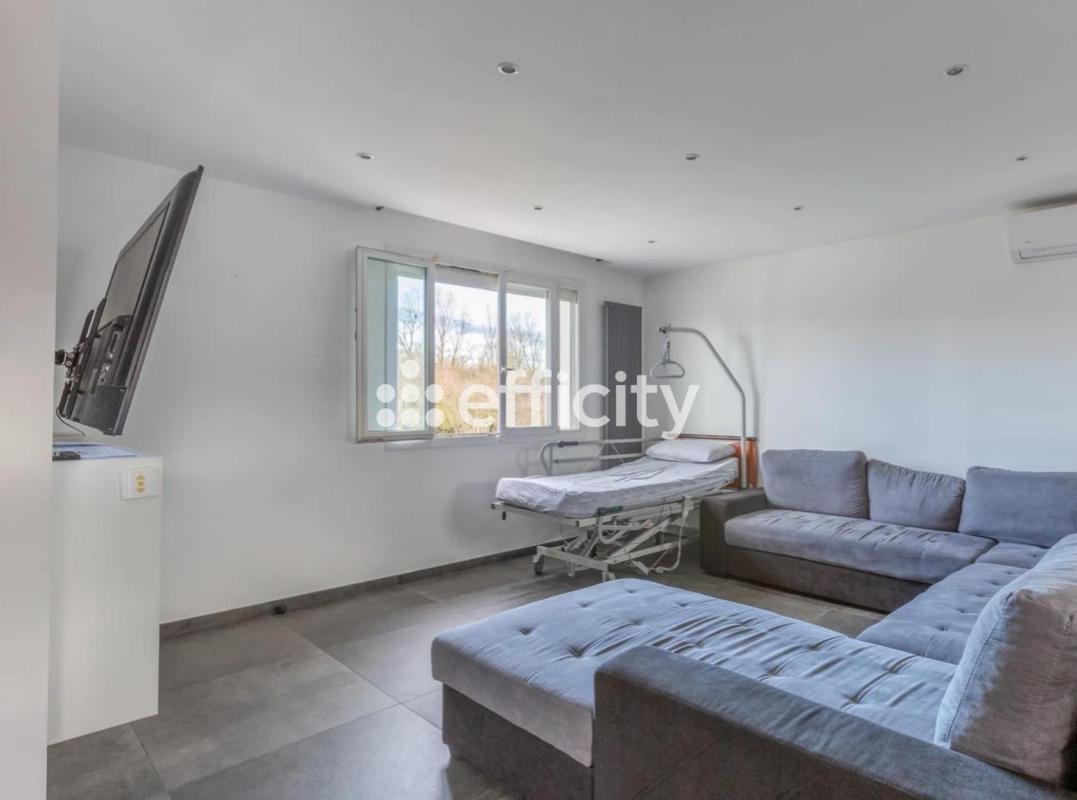 Maison de ville 6 Pièce(s) Vaulx-en-Velin