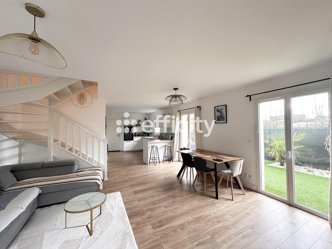 Maison 4 Pièce(s) Meyzieu