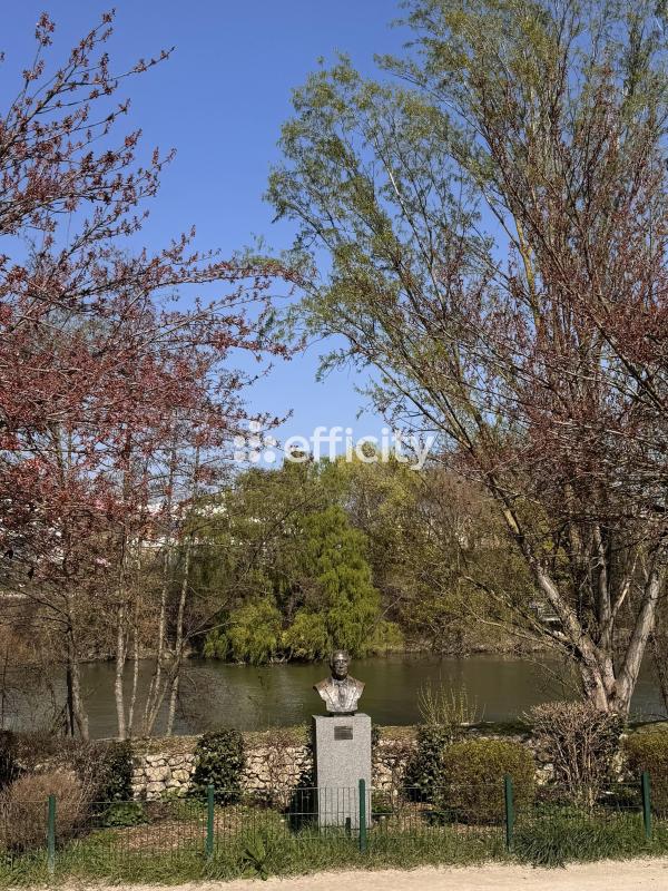 Appartement 3 Pièce(s) Villeneuve-la-Garenne