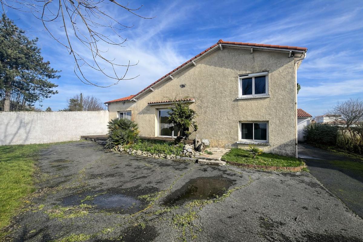 Maison 5 Pièce(s) Semussac