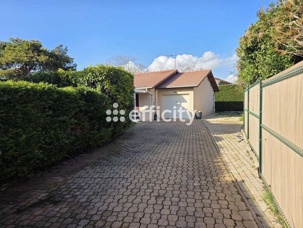 Maison de ville 4 Pièce(s) Vaulx-en-Velin