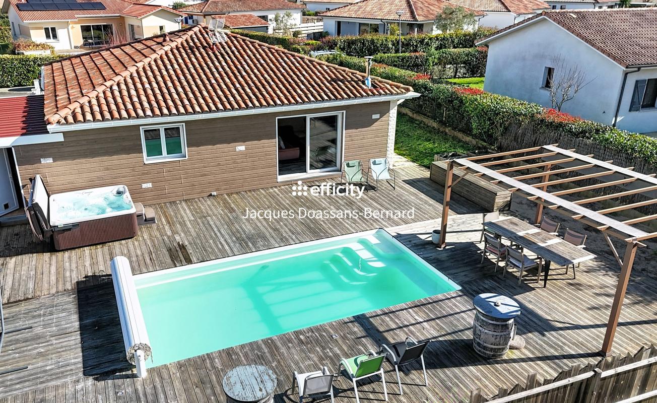 Pavillon 4 Pièce(s) Tosse