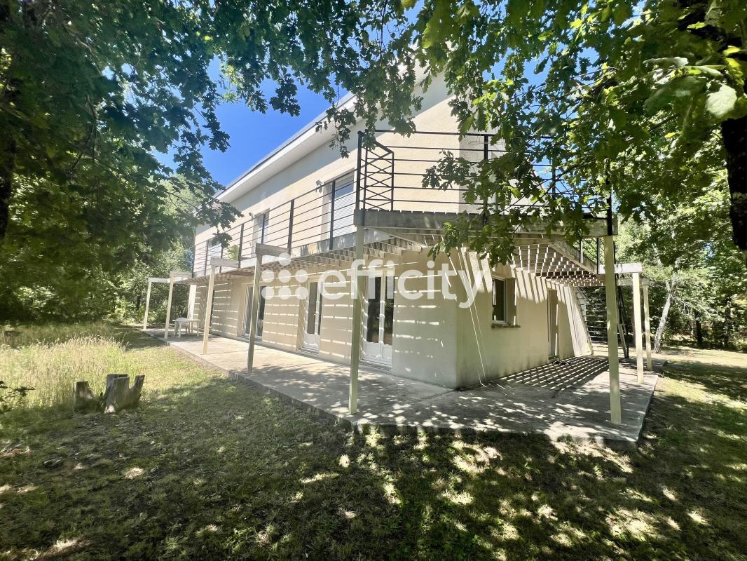 Maison 9 Pièce(s) Sainte-Hélène