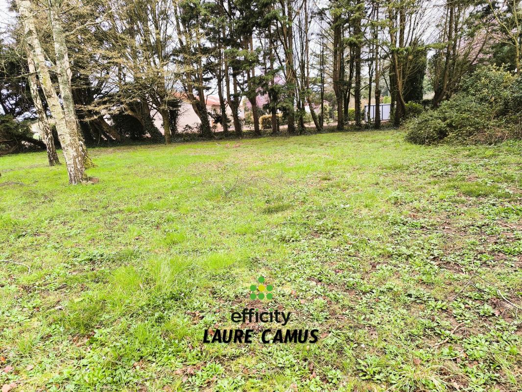 Terrain  Saint-Hilaire-la-Forêt