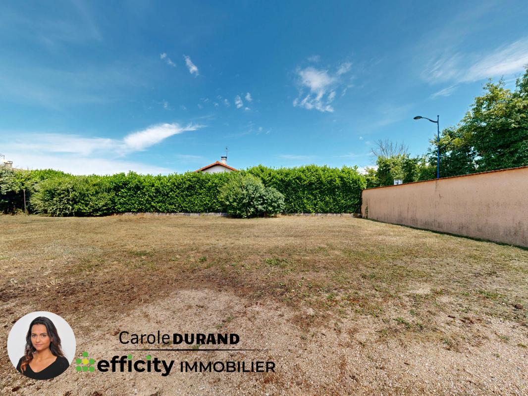 Terrain  Colombier-Saugnieu