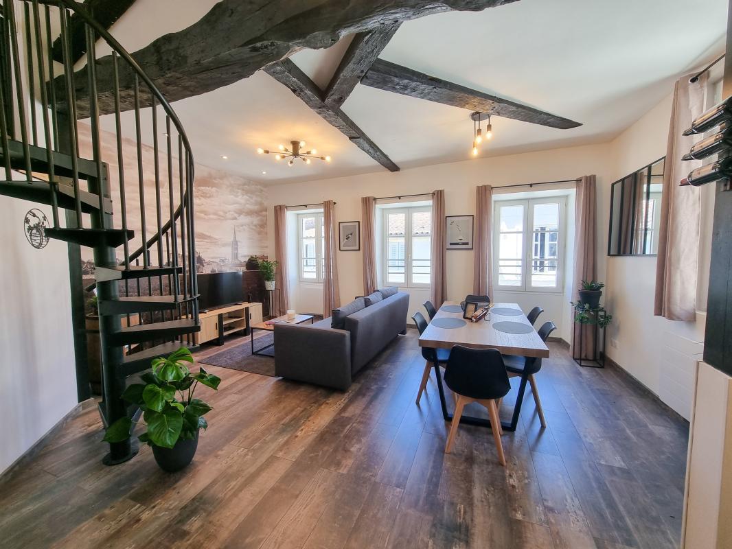 Immeuble 5 Pièce(s) Saintes