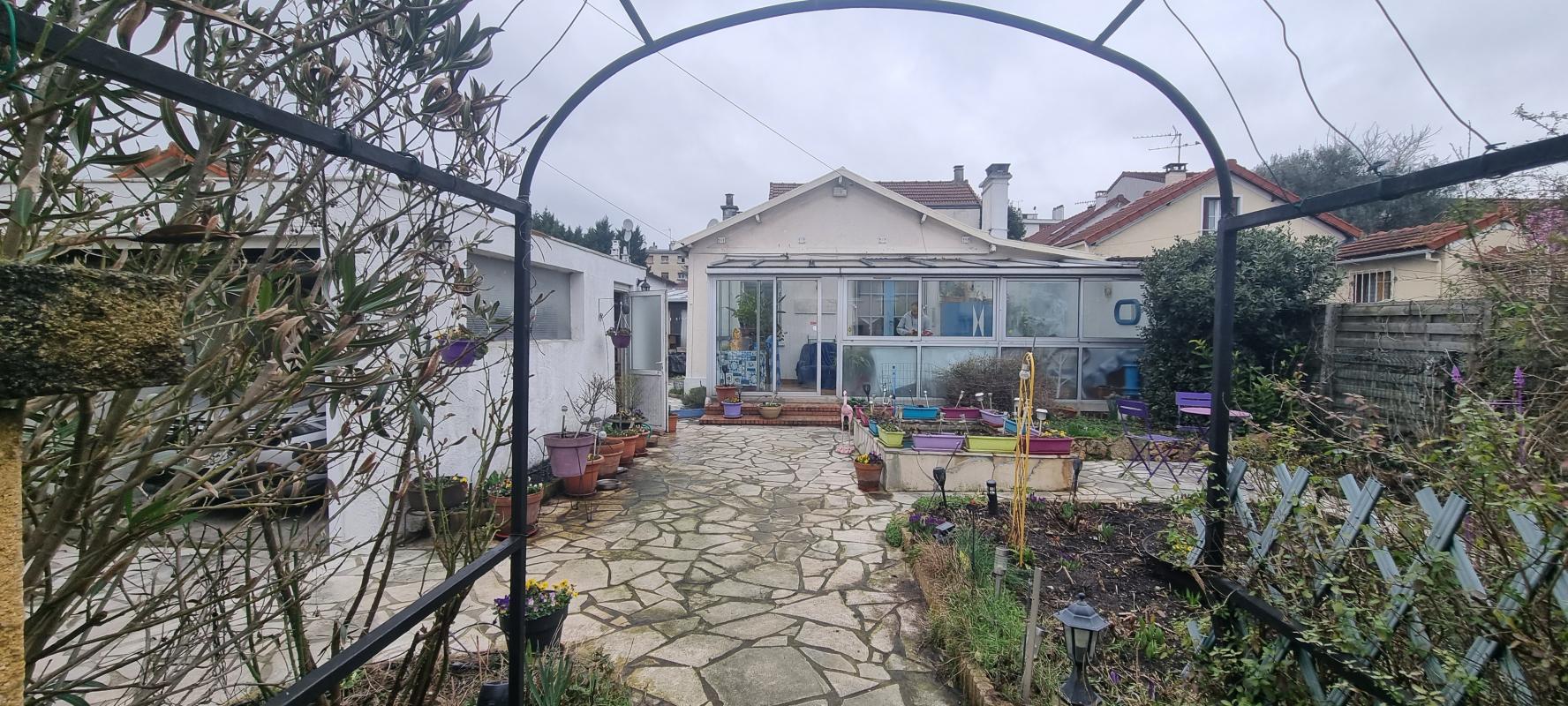 Pavillon 4 Pièce(s) Drancy