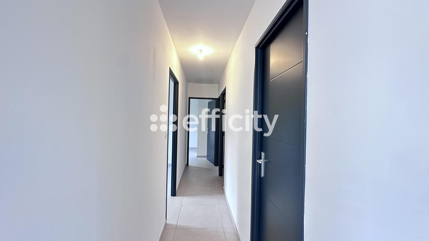 Pavillon 4 Pièce(s) Pierrelatte