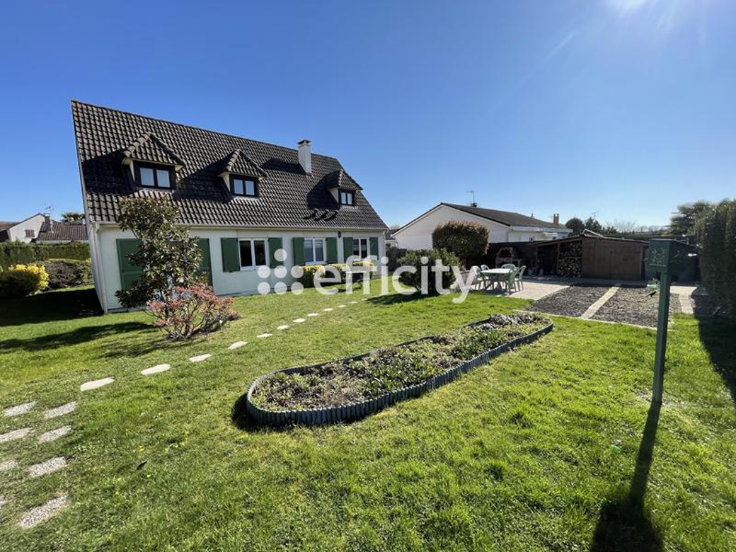 Pavillon 8 Pièce(s) Le Mée-sur-Seine