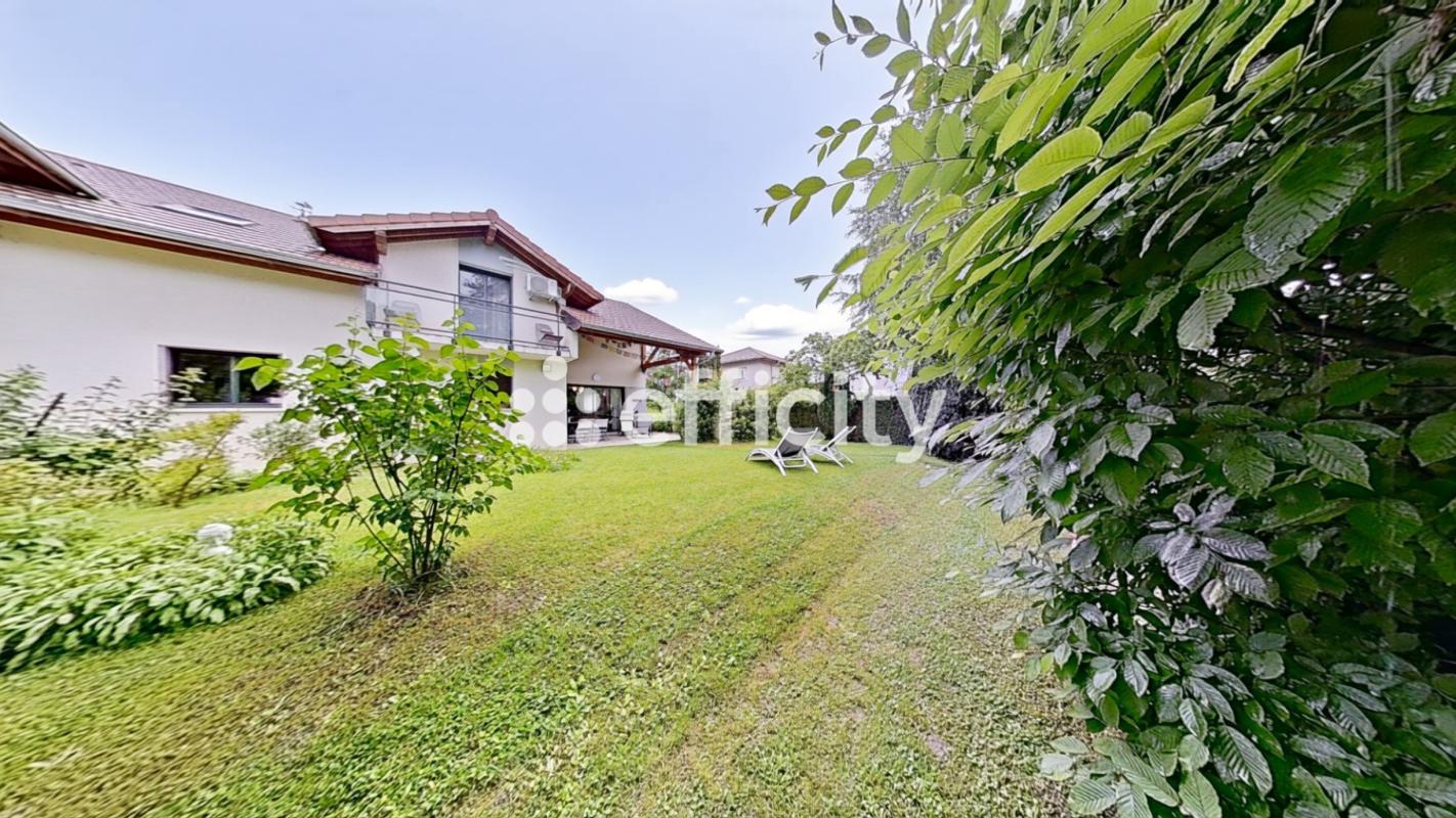 Maison 7 Pièce(s) Gaillard