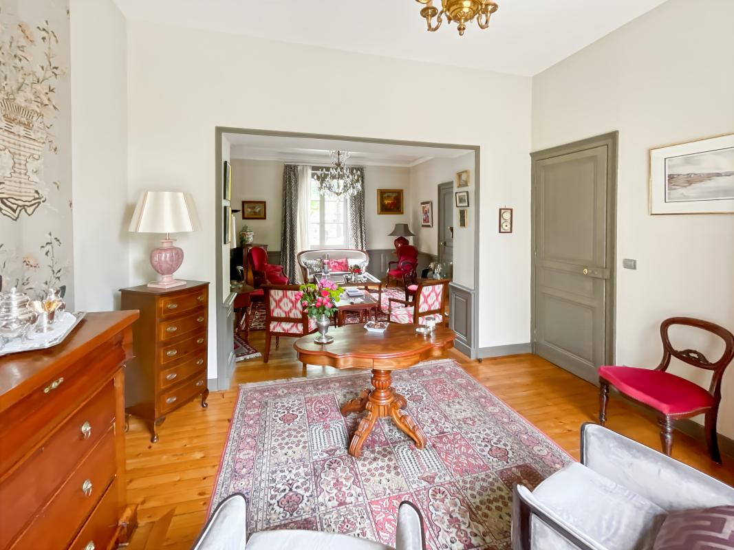 Maison de ville 10 Pièce(s) Laval