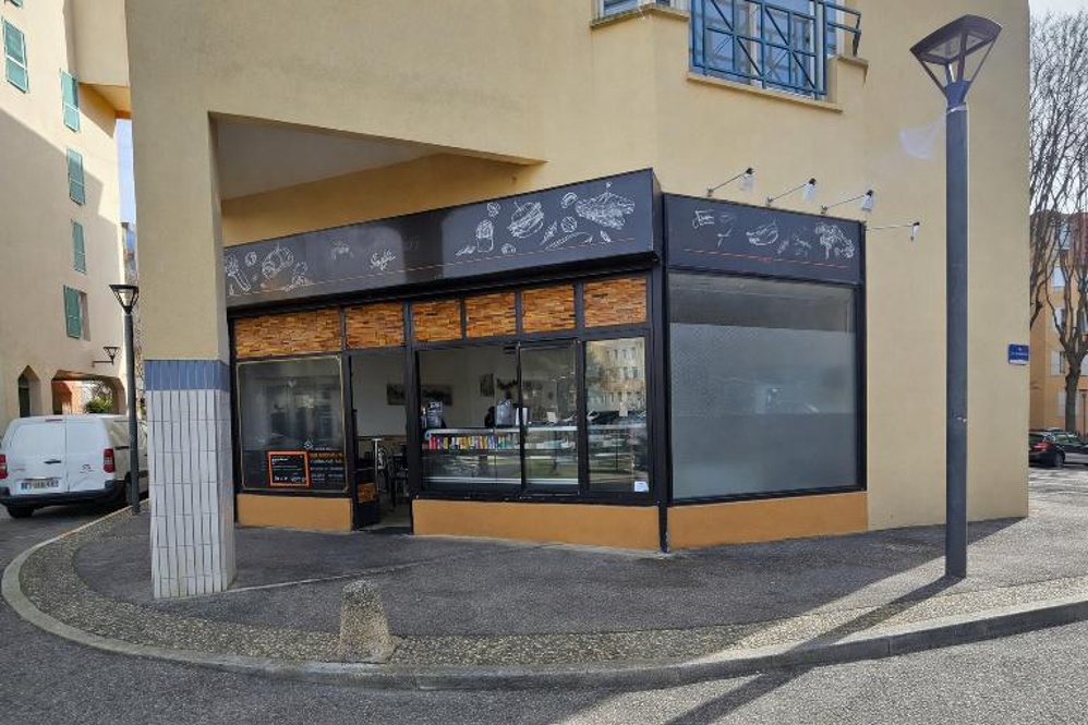 Commerces/negoce  Valbonne