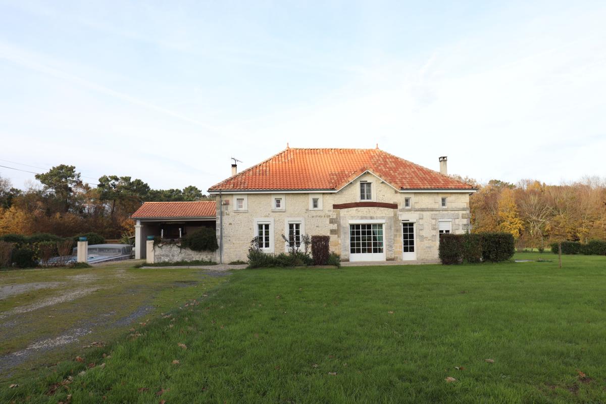 Maison ancienne 8 Pièce(s) Villexavier