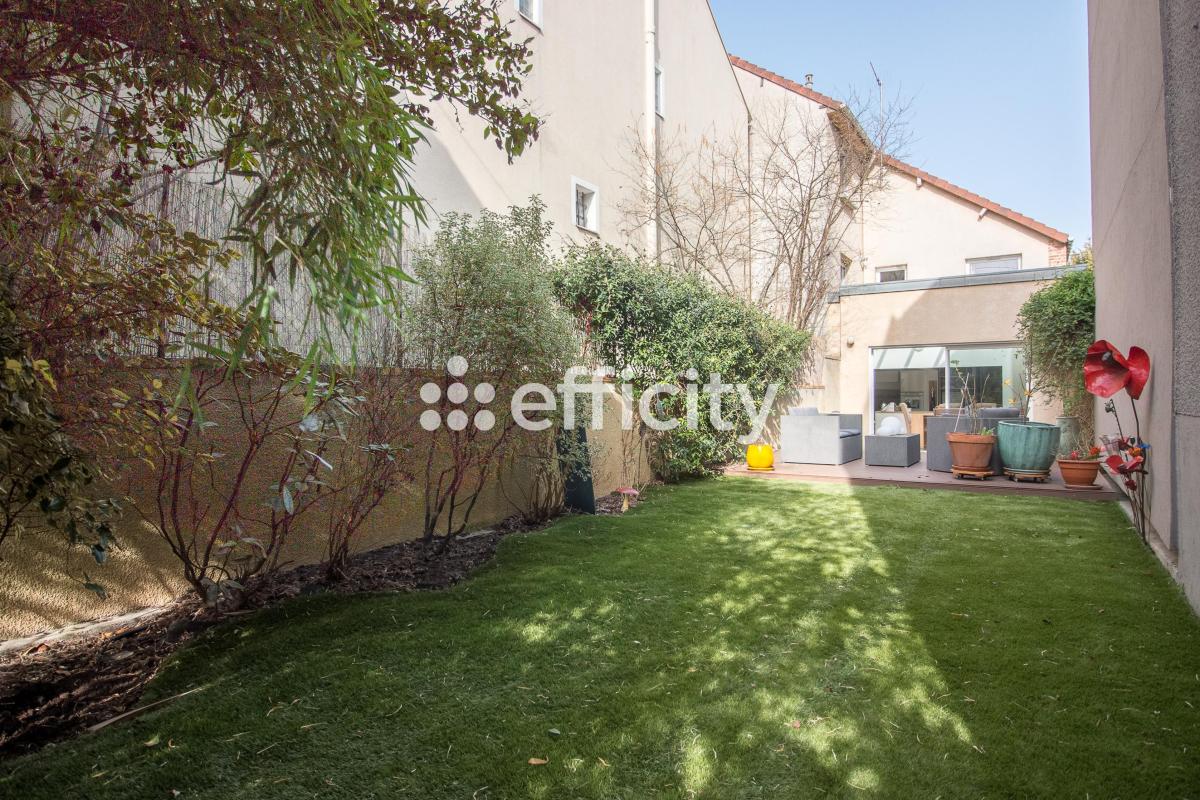 Pavillon 6 Pièce(s) Colombes