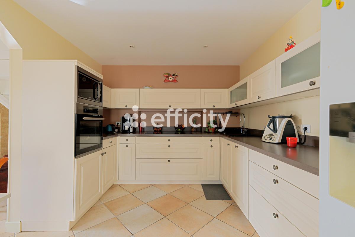 Pavillon 8 Pièce(s) Montfermeil