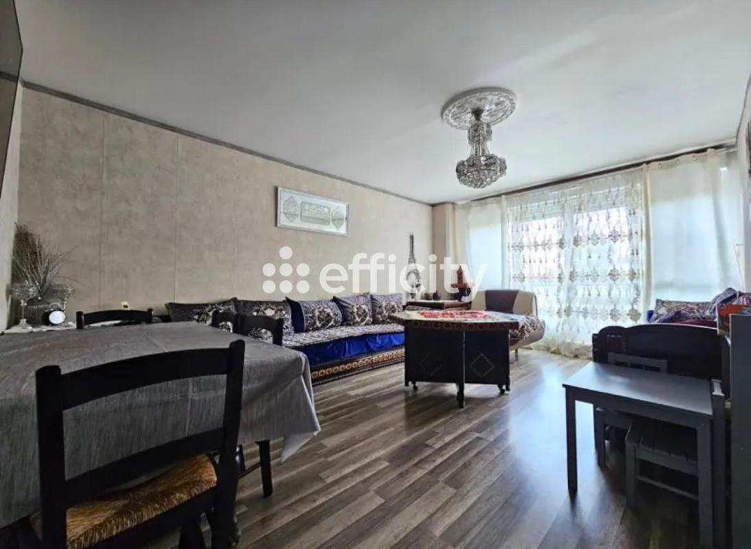 Appartement 5 Pièce(s) Évry-Courcouronnes