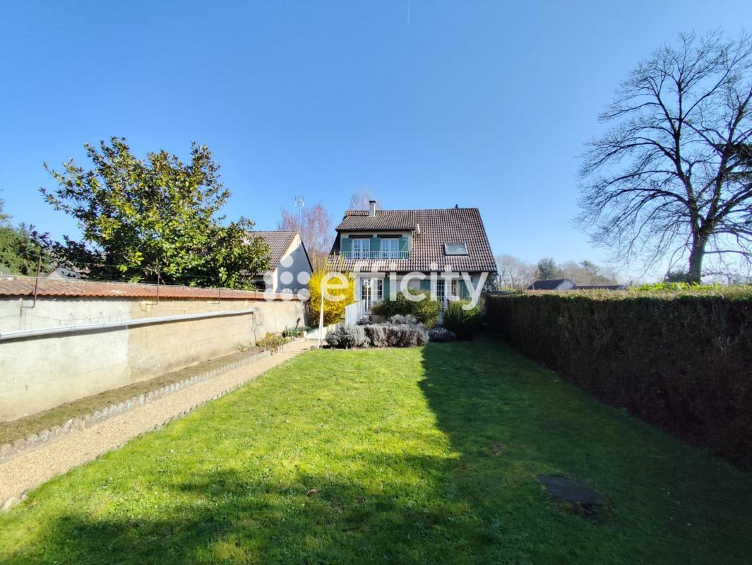 Pavillon 5 Pièce(s) Lèves