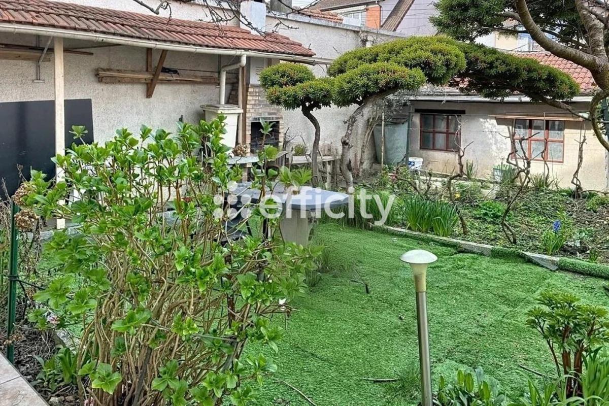 Pavillon 6 Pièce(s) Saint-Denis