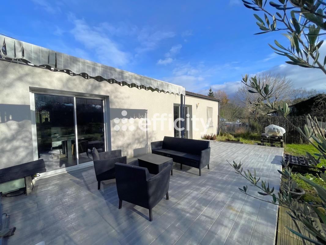 Pavillon 4 Pièce(s) Laruscade