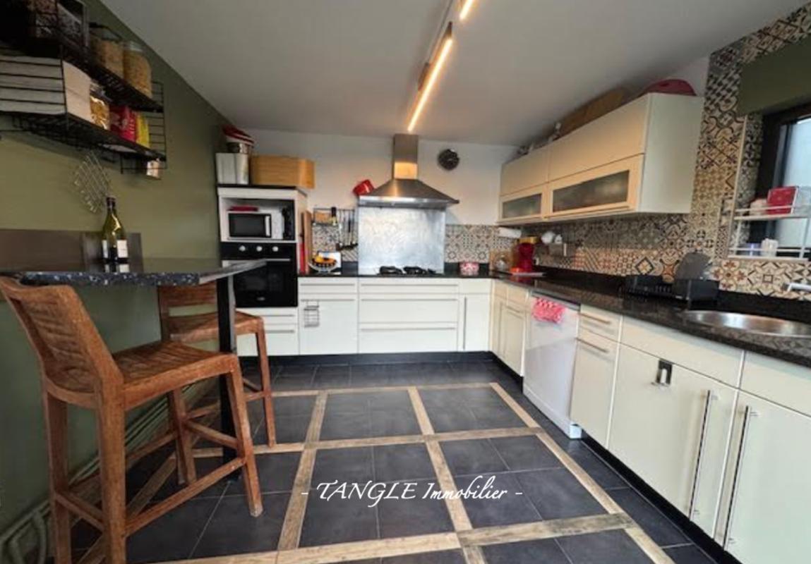 Maison 5 Pièce(s) Leers