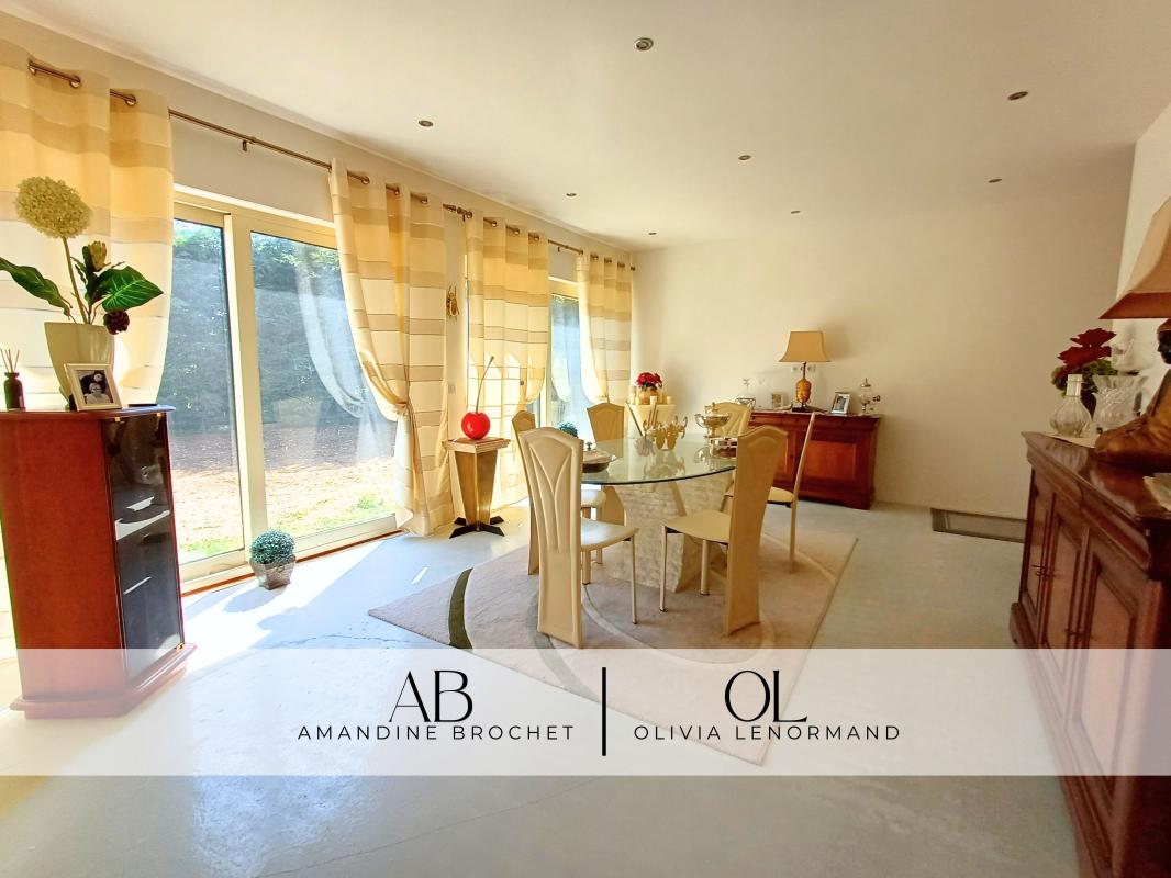 Maison 8 Pièce(s) Mareil-sur-Mauldre