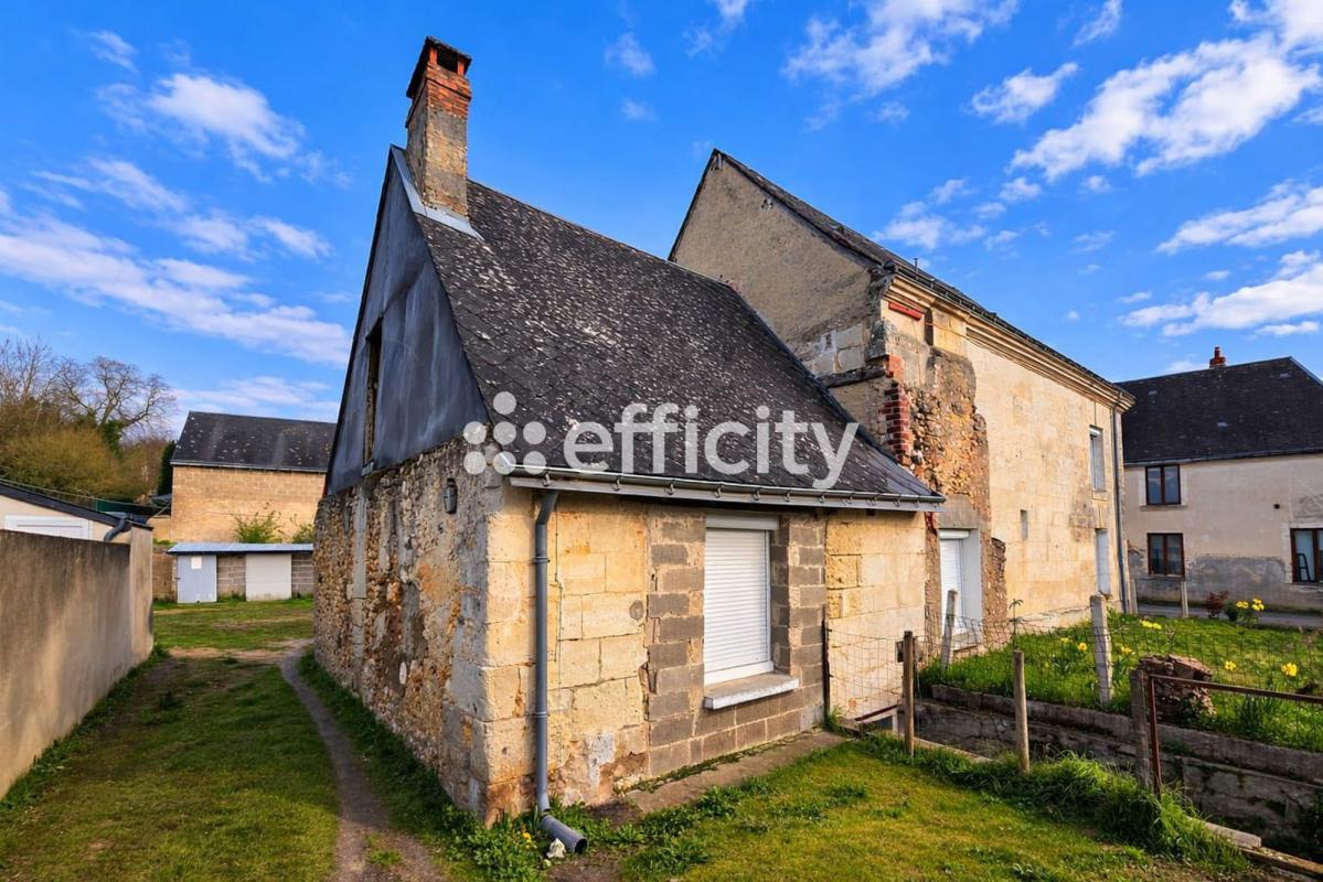 Maison de ville 7 Pièce(s) Neuillé-Pont-Pierre