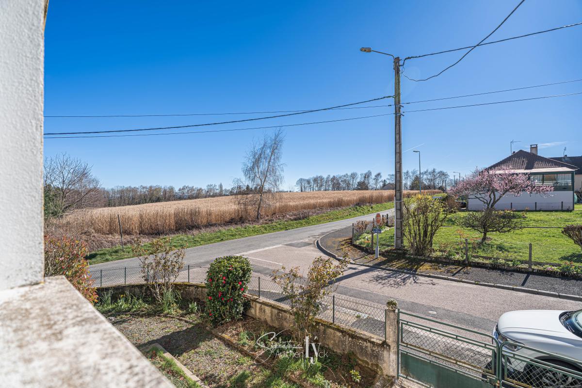 Maison 4 Pièce(s) Saint-Yrieix-la-Perche - Photo 11