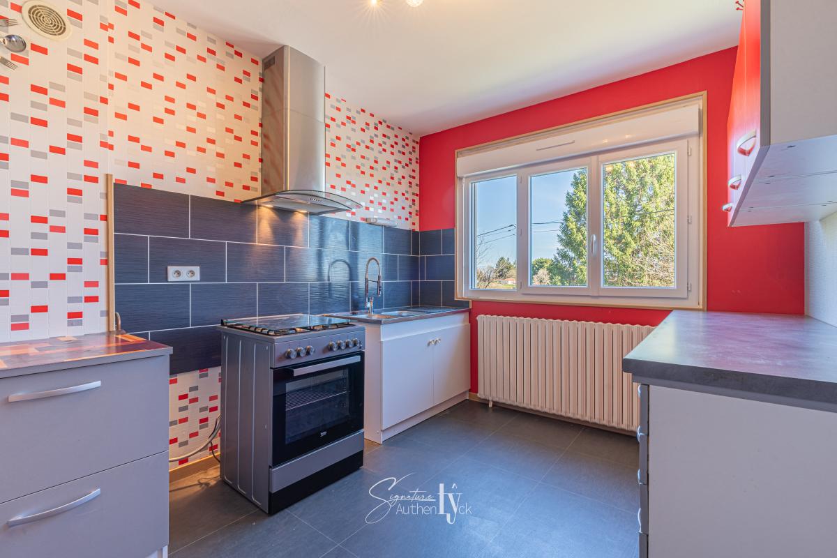 Maison 4 Pièce(s) Saint-Yrieix-la-Perche - Photo 5