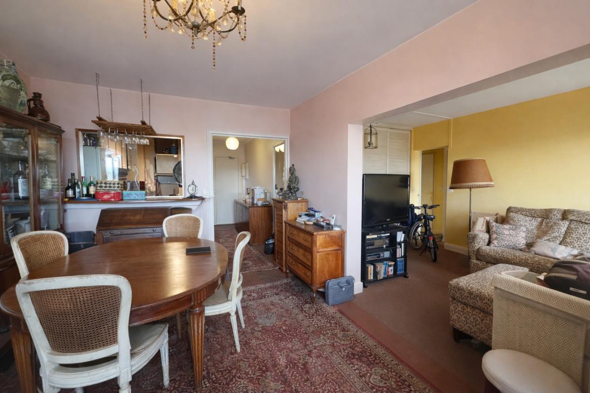 Appartement 3 Pièce(s) Paris 20eme Arrondissement