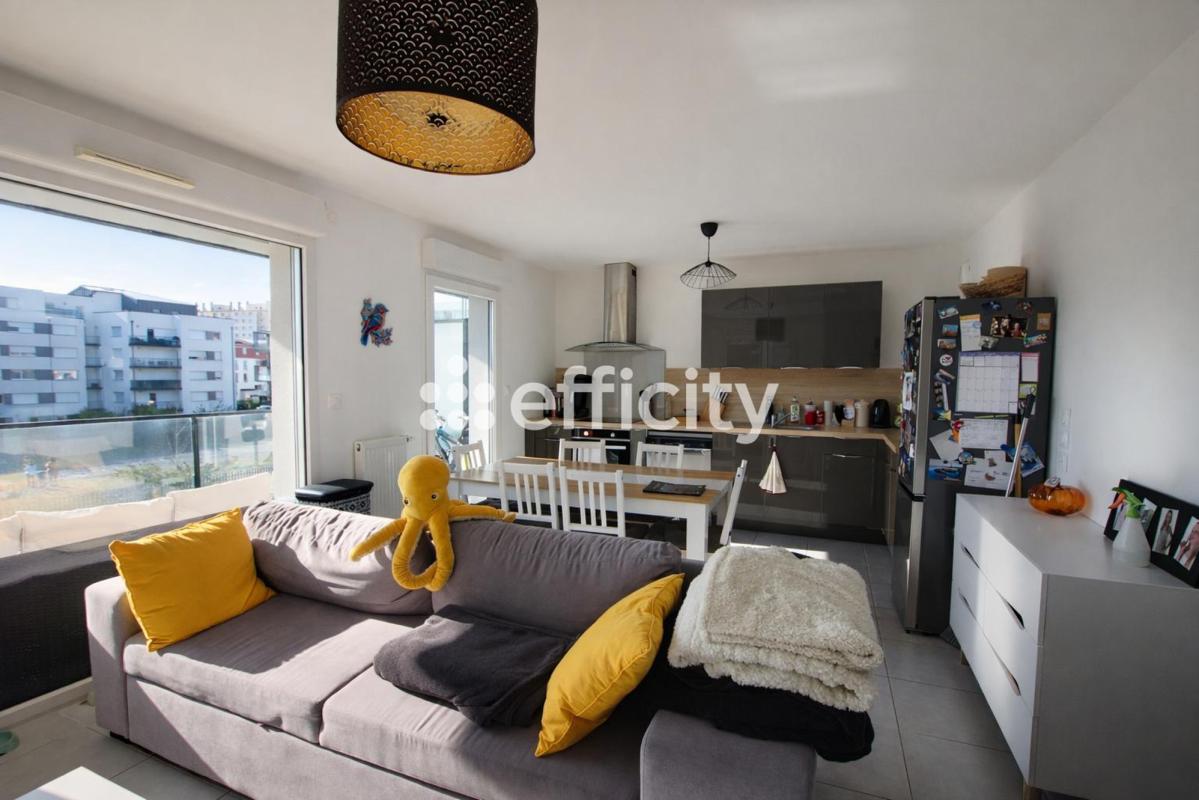 Appartement 4 Pièce(s) Reims