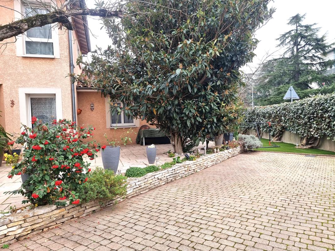 Maison 5 Pièce(s) Bron - Photo 14