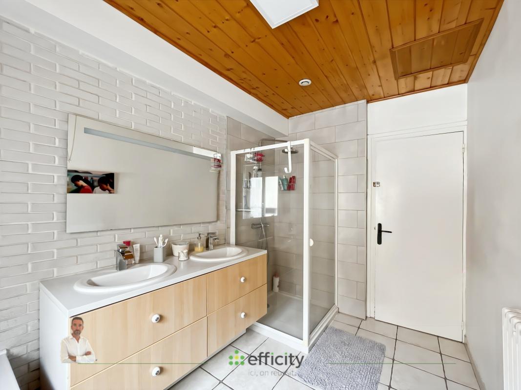 Maison 6 Pièce(s) Issoire - Photo 8