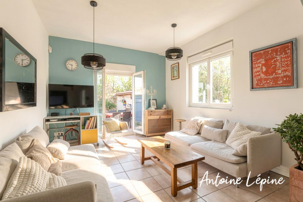 Pavillon 6 Pièce(s) Vénissieux