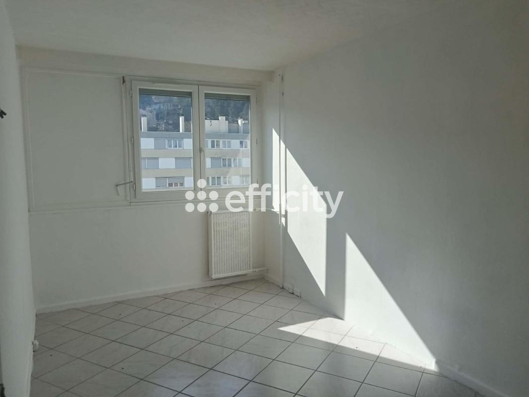 Appartement 6 Pièce(s) Saint-Étienne - Photo 12