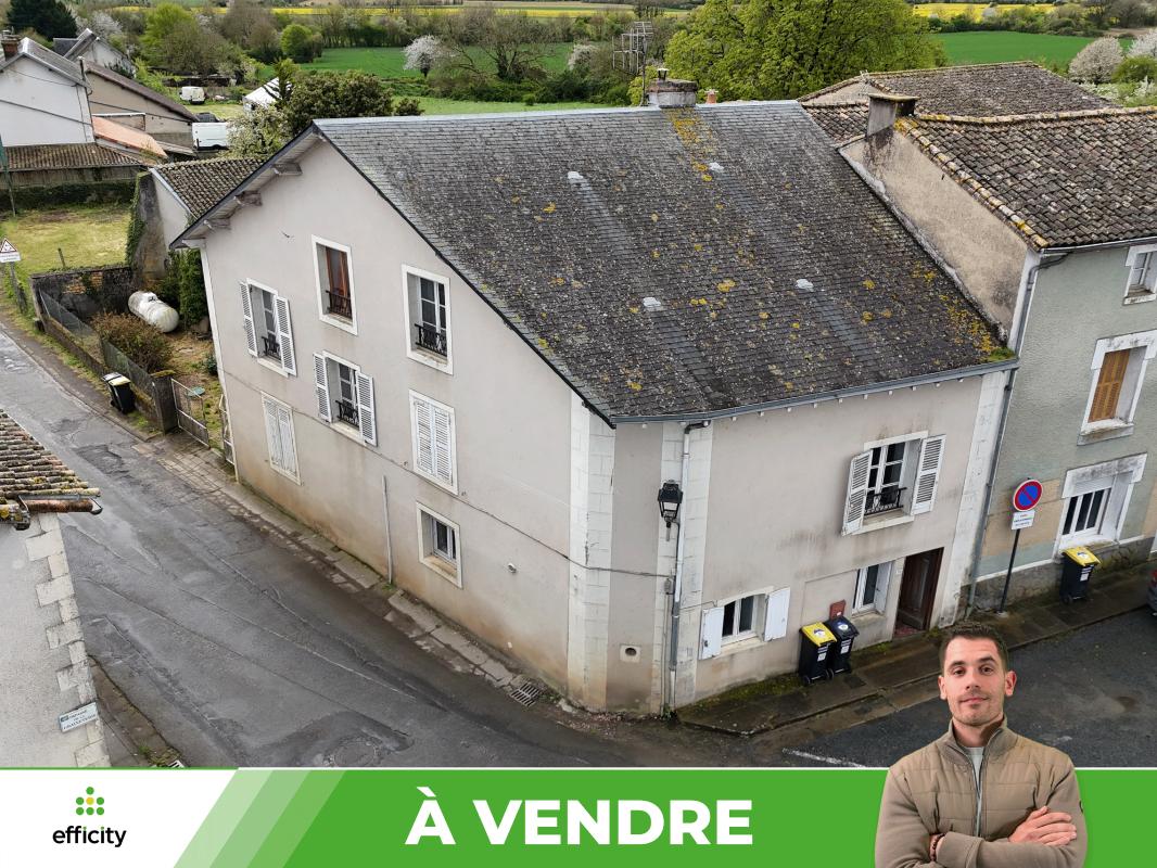 Immeuble 9 Pièce(s) Saint-Sauvant