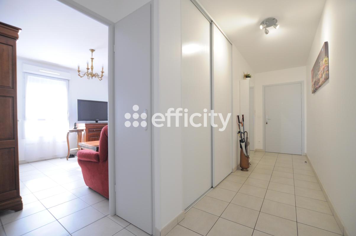 Appartement 4 Pièce(s) Vénissieux - Photo 12