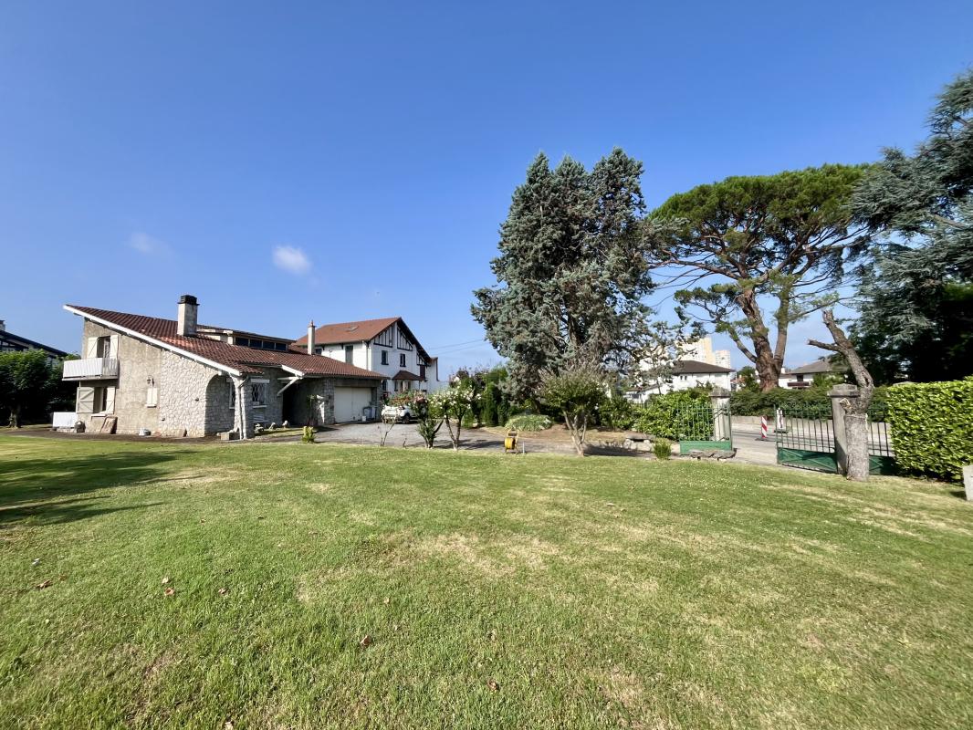 Pavillon 5 Pièce(s) Tarbes