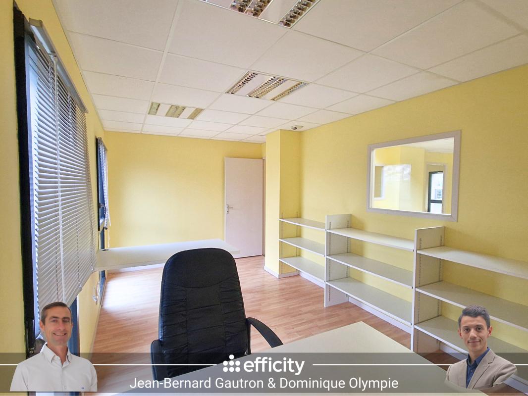 Bureau 21 Pièce(s) Trémuson - Photo 10