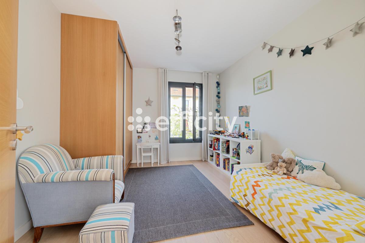 Maison 7 Pièce(s) Saint-Maur-des-Fossés - Photo 17