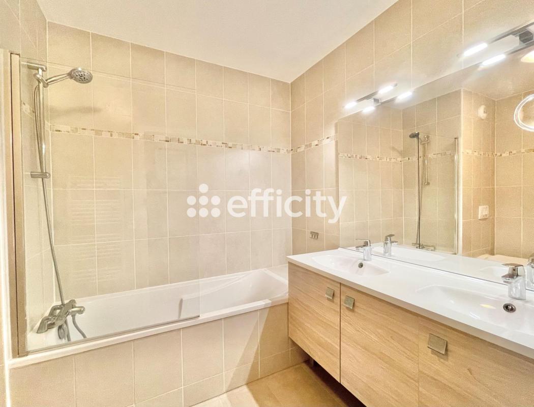 Appartement 5 Pièce(s) Châtillon - Photo 4