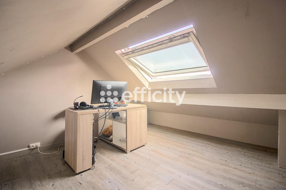 Pavillon 6 Pièce(s) Colombes