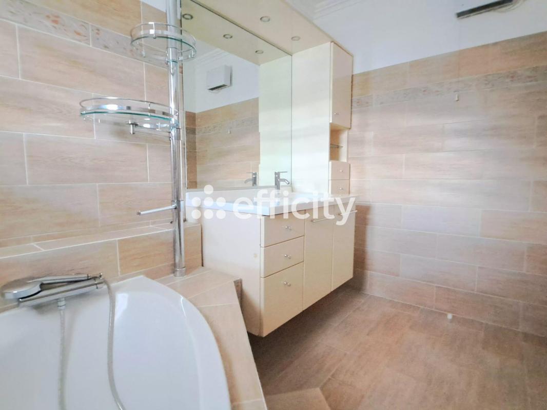 Appartement 3 Pièce(s) Lucciana - Photo 8