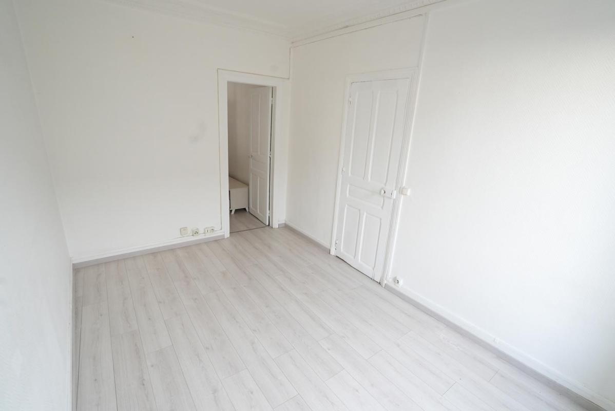 Appartement 2 Pièce(s) Courbevoie - Photo 4