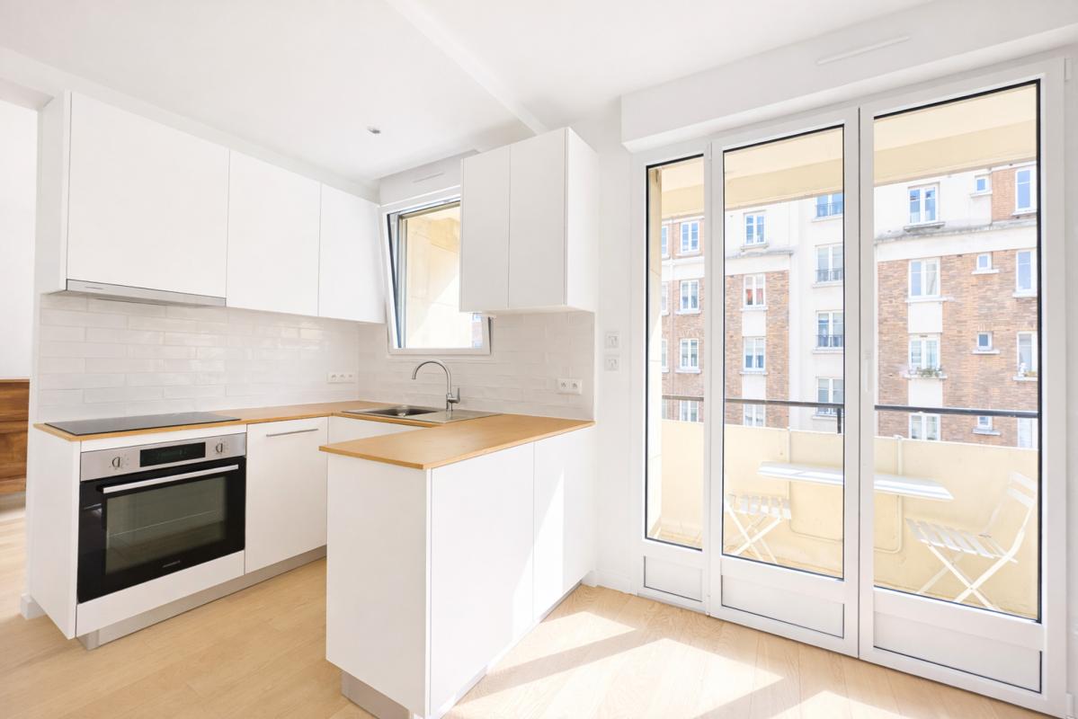 Appartement 3 Pièce(s) Paris 20eme Arrondissement