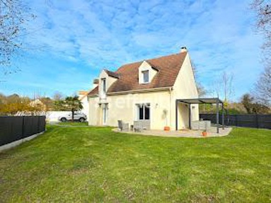 Maison 7 Pièce(s) Le Perray-en-Yvelines