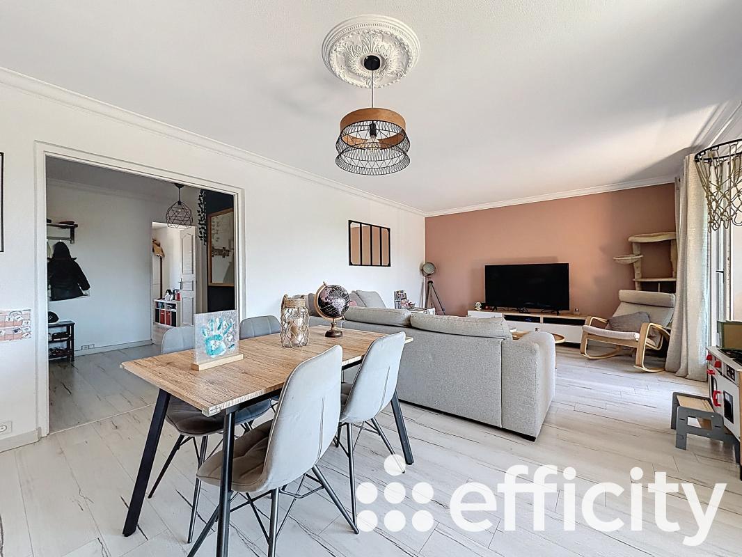 Appartement 3 Pièce(s) Bron